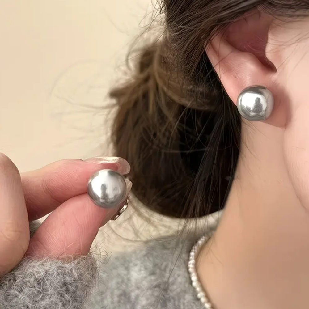 Gold Gray Pearl Stud Earrings